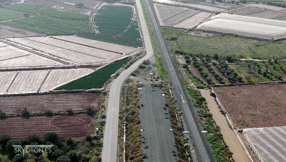 Seguimiento de obra para línea AVE Murcia Almería con drones y equipos de tierra